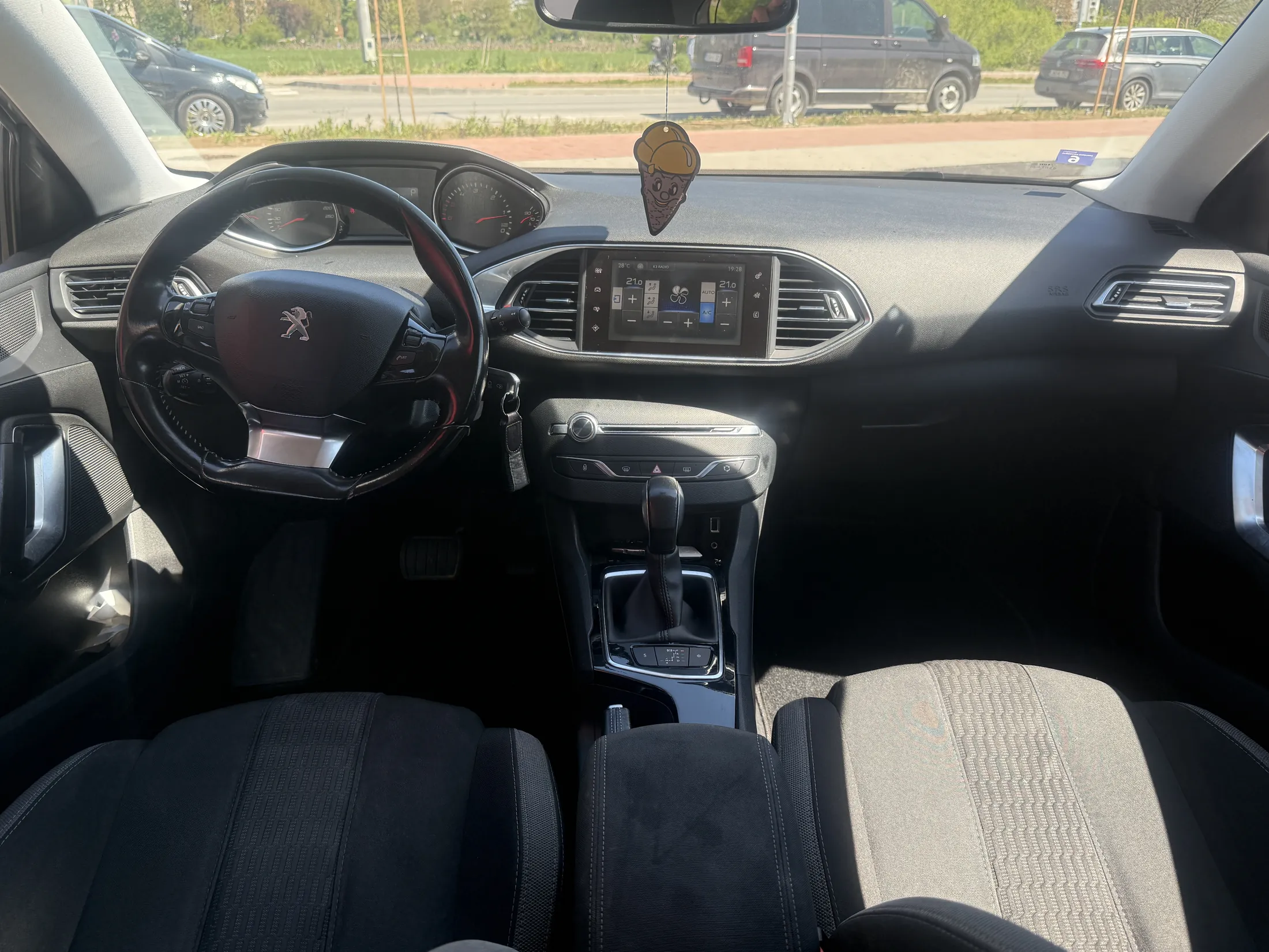 Peugeot 308 Sivi – fotografija 6